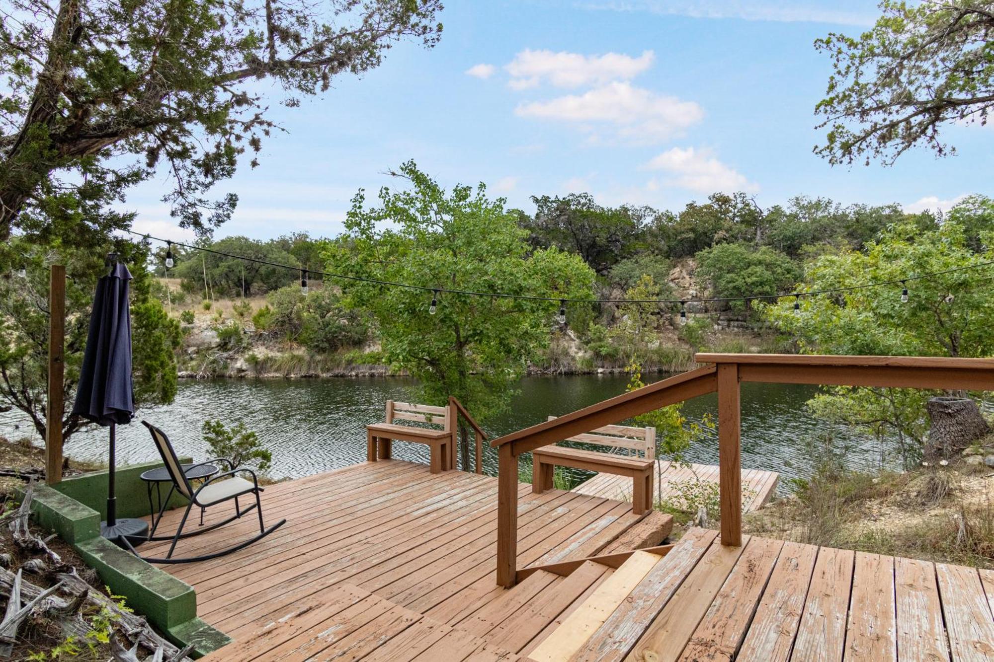Hondo Creek Hideaway Hotell Tarpley Exteriör bild